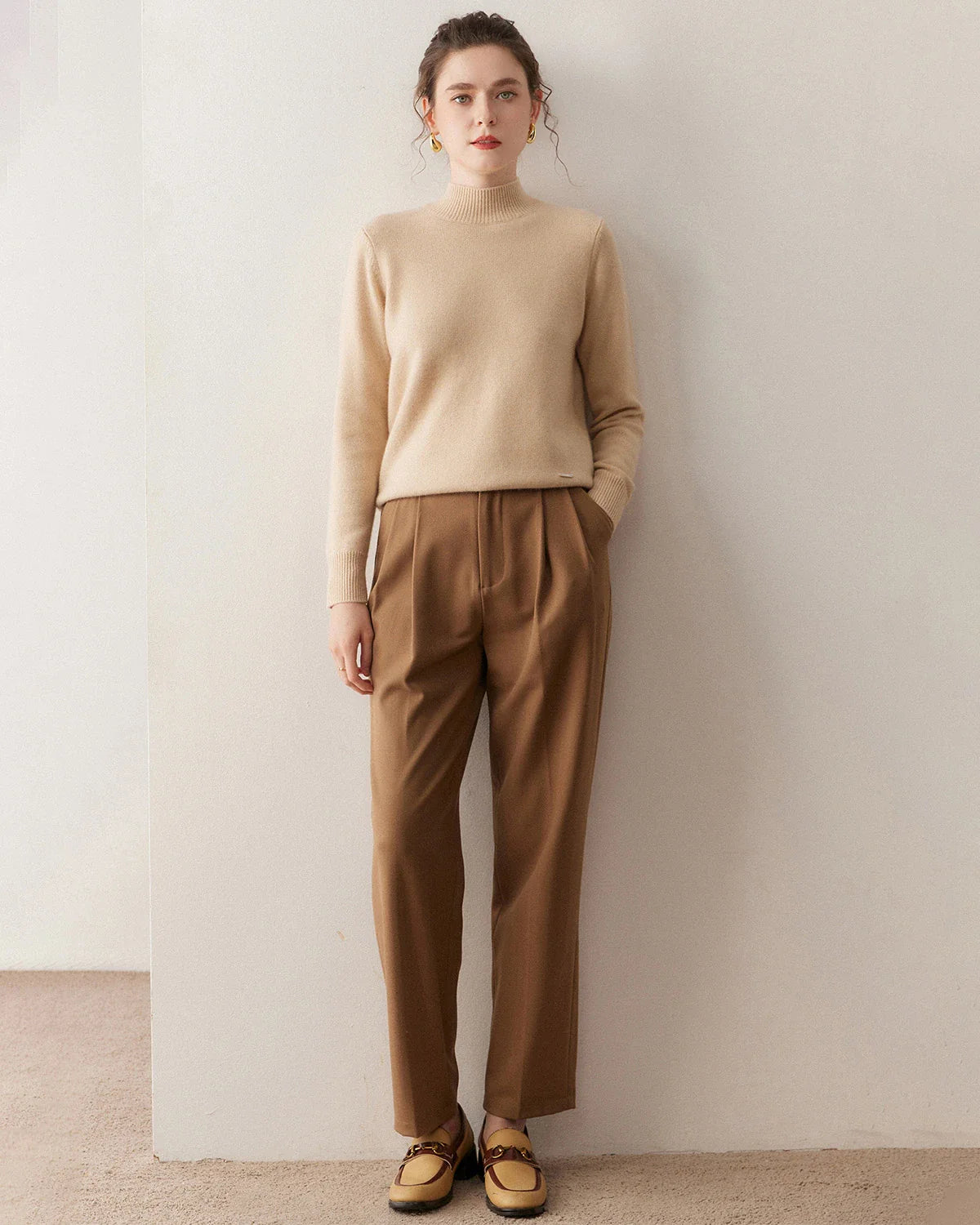 Cozy Women’s Cashmere Pullover Sweater