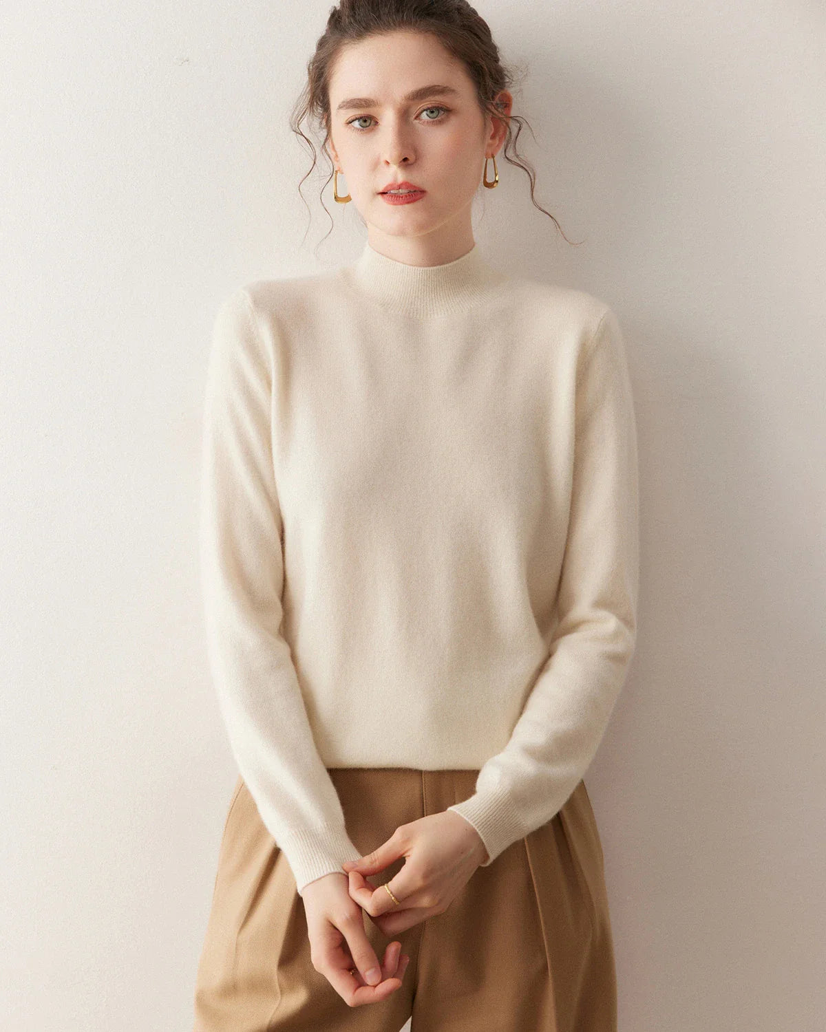 Lightweight Women’s Cashmere Pullover Sweater