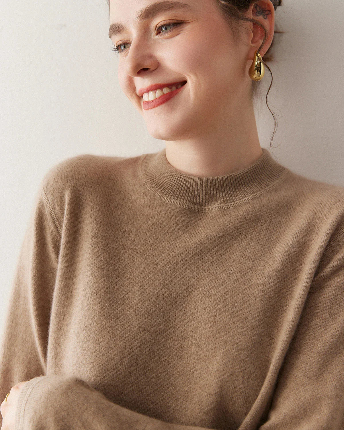 Women’s Lightweight Mock Neck Cashmere Sweater
