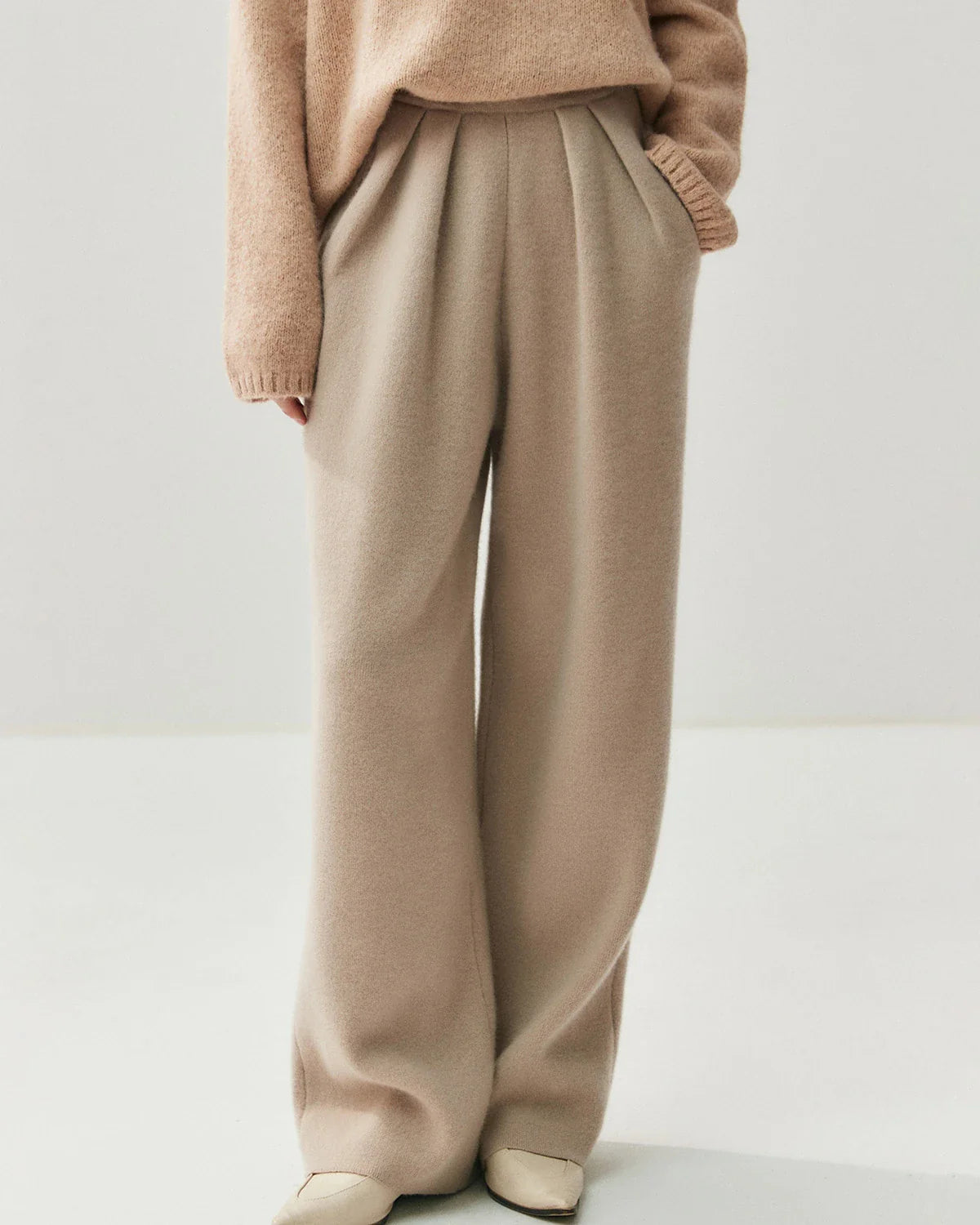 Ruched Straight-Leg Cashmere Wool Pants