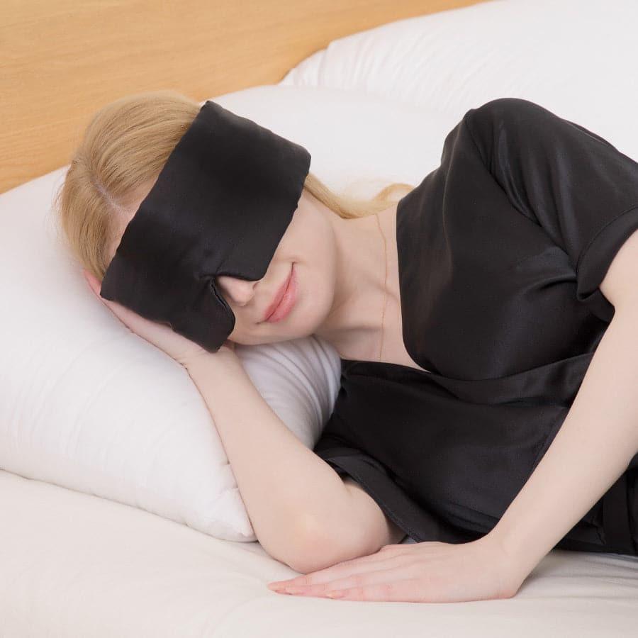 Face-Hugging Wide Double-Sided Silk Eye Mask