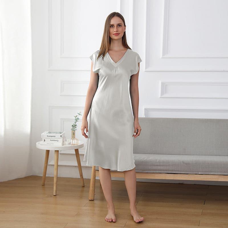 19 Momme Relaxed Fit V-neck Silk Nightgown