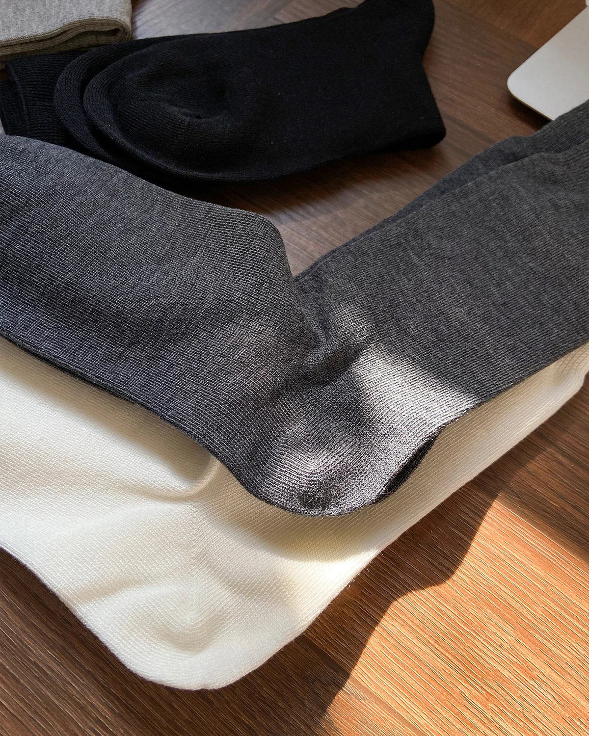Men’s Cashmere Blend Right Angle Crew Socks