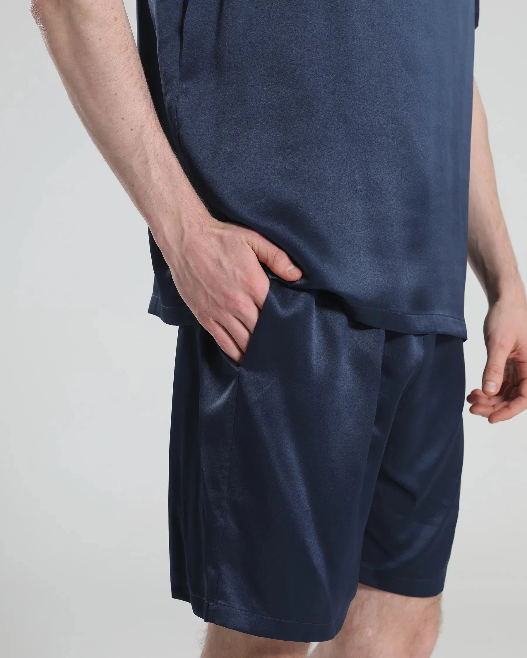 Simple Crew Neck Short Pajamas Set for men