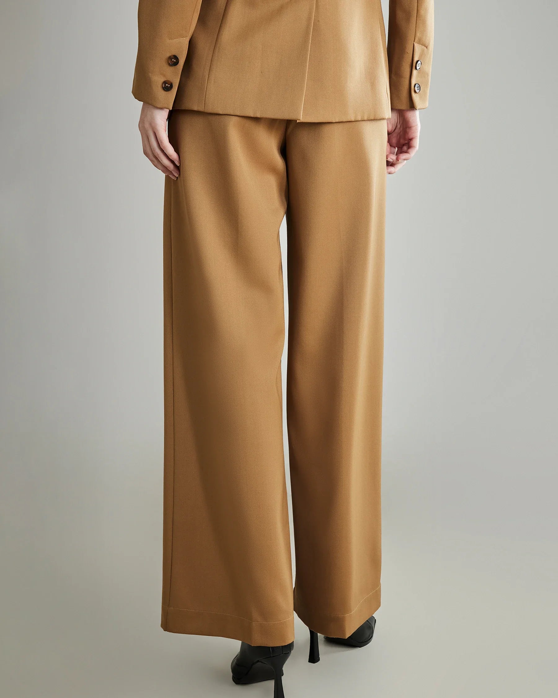 Women's Pleated Wool Wide Leg Pants