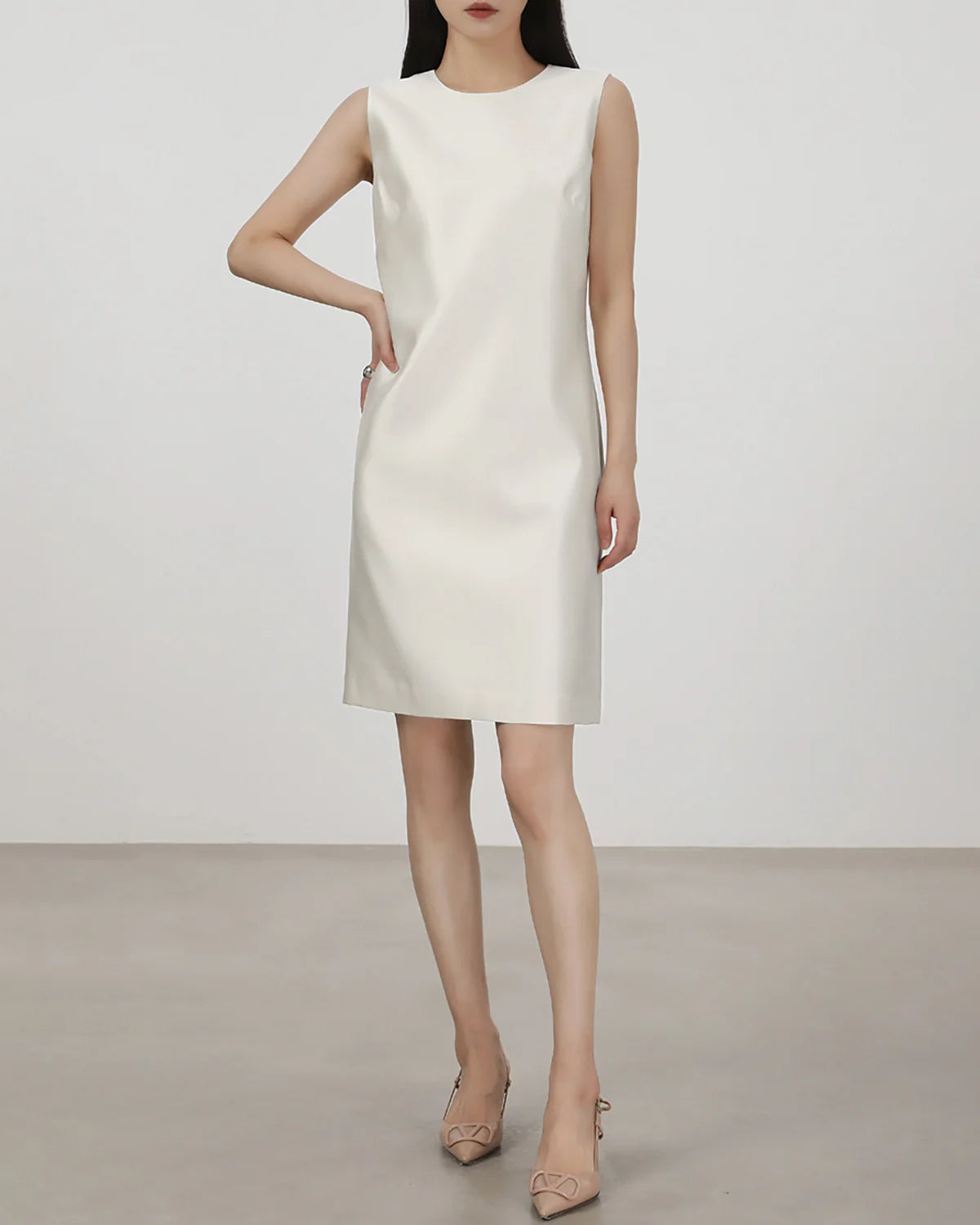 40 Momme Sleeveless Silk Straight Dress