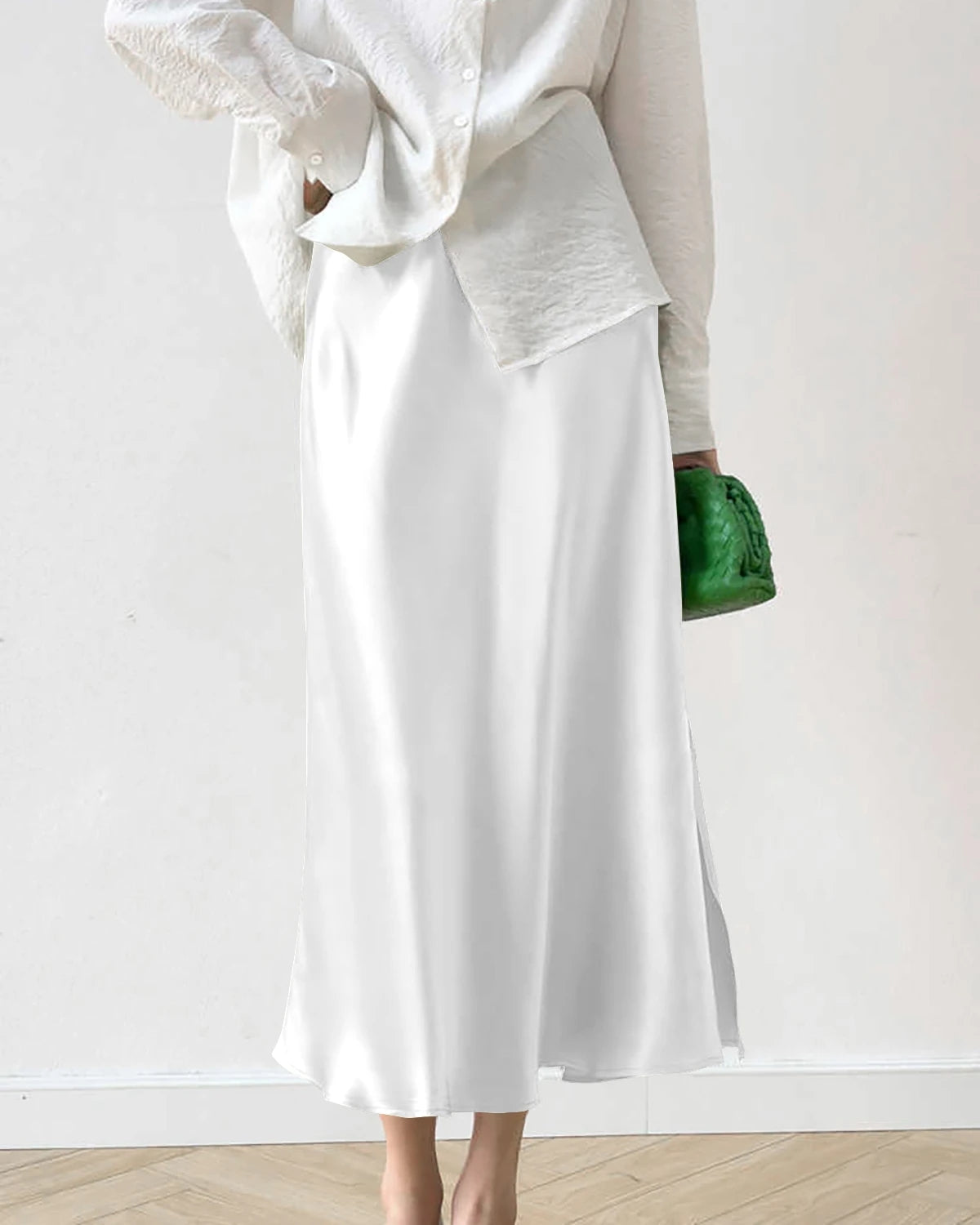 22 Momme Silk Midi Skirt