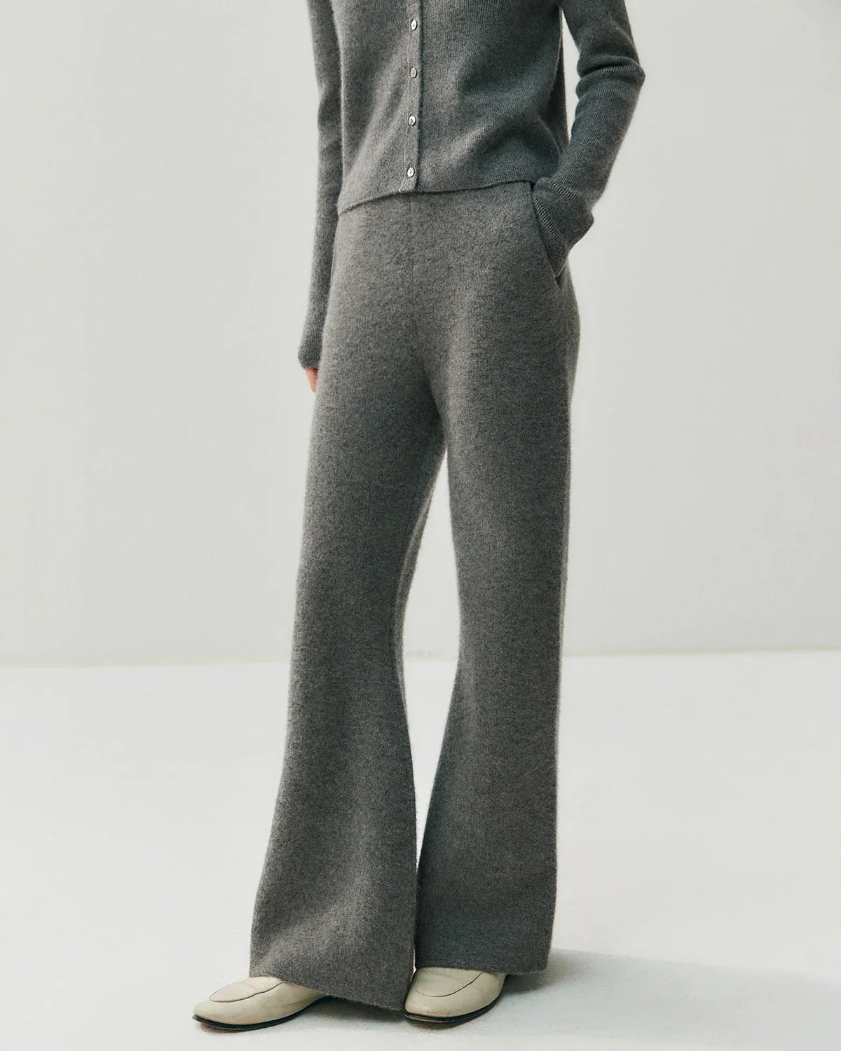 Cashmere Wool Flared Knit Pants with Pockets