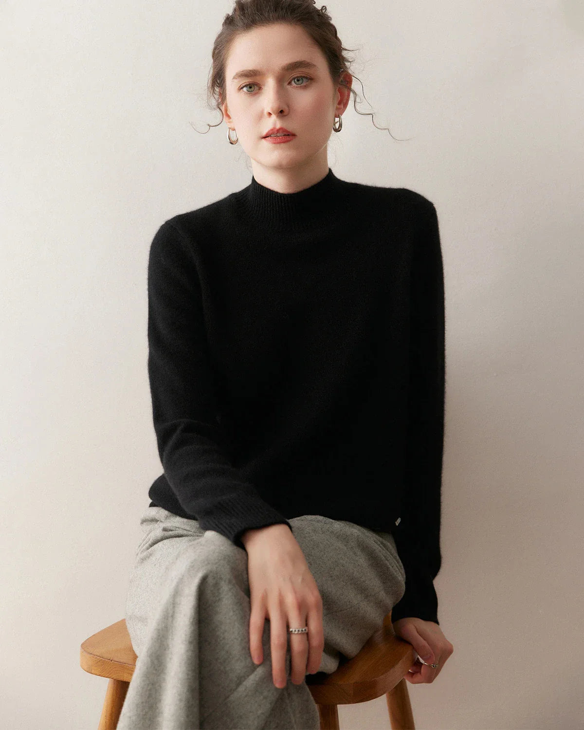 Cozy Women’s Cashmere Pullover Sweater