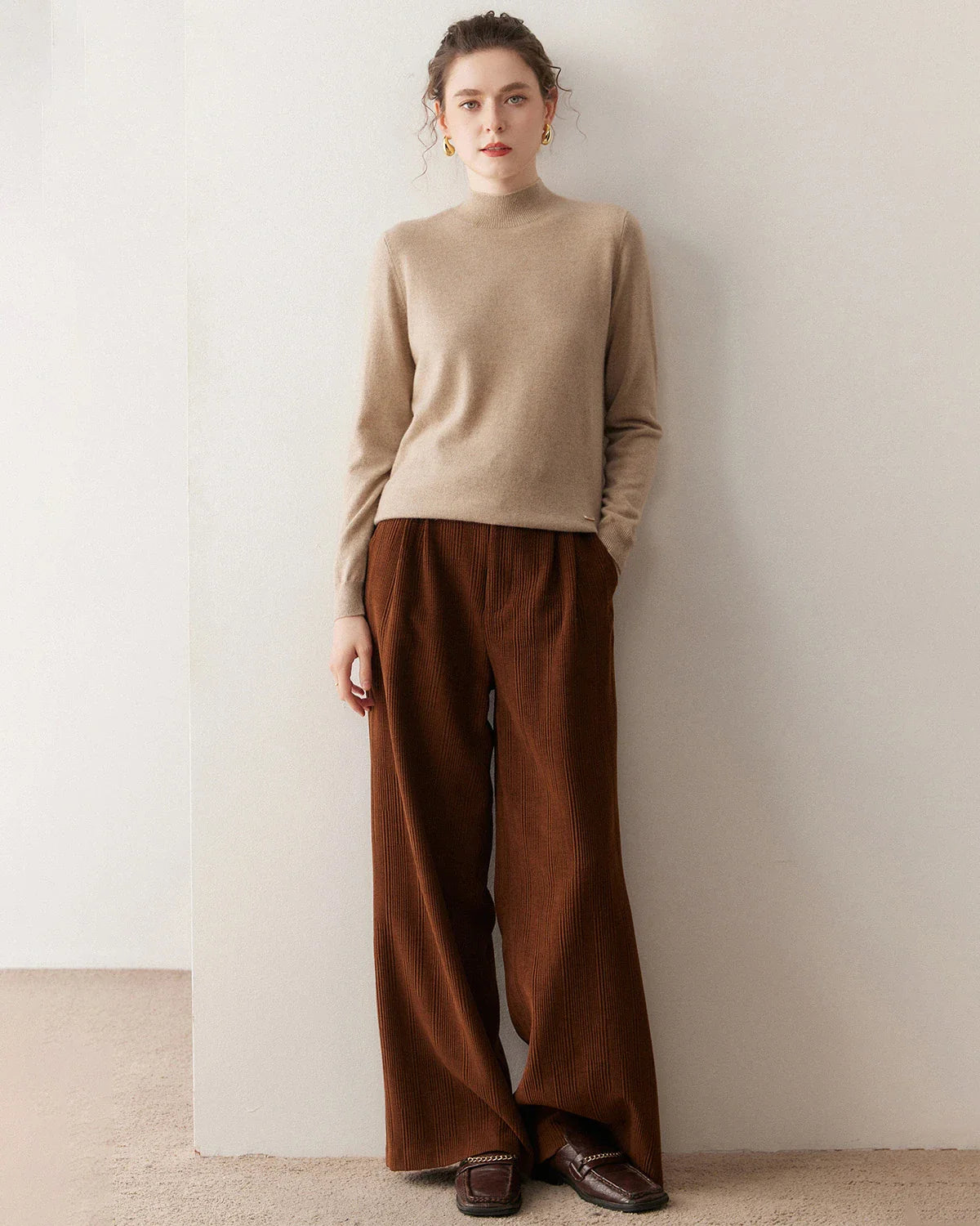 Lightweight Women’s Cashmere Pullover Sweater