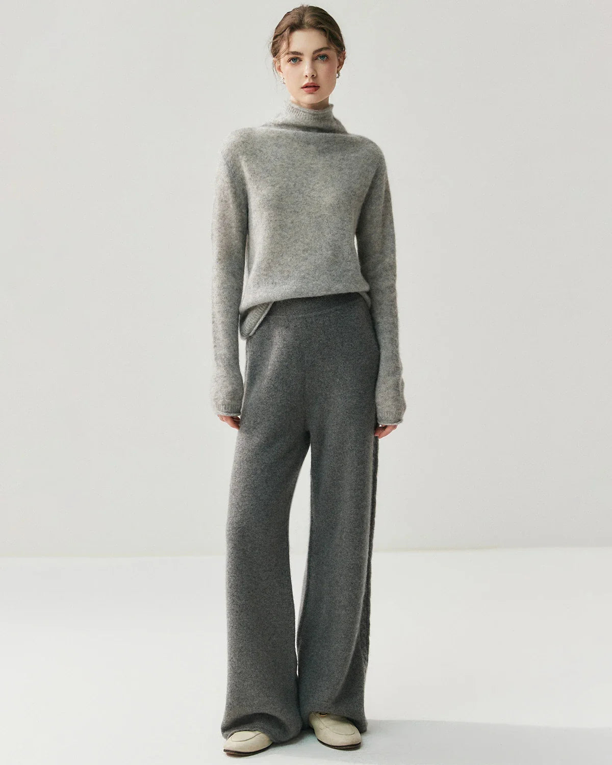 Silk-Cashmere Long Sleeve Turtleneck Sweater