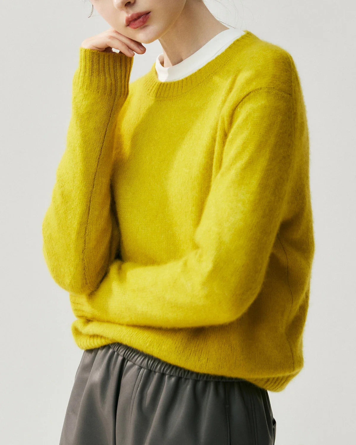 Women's Lightweight Crew Neck Cashmere Sweater