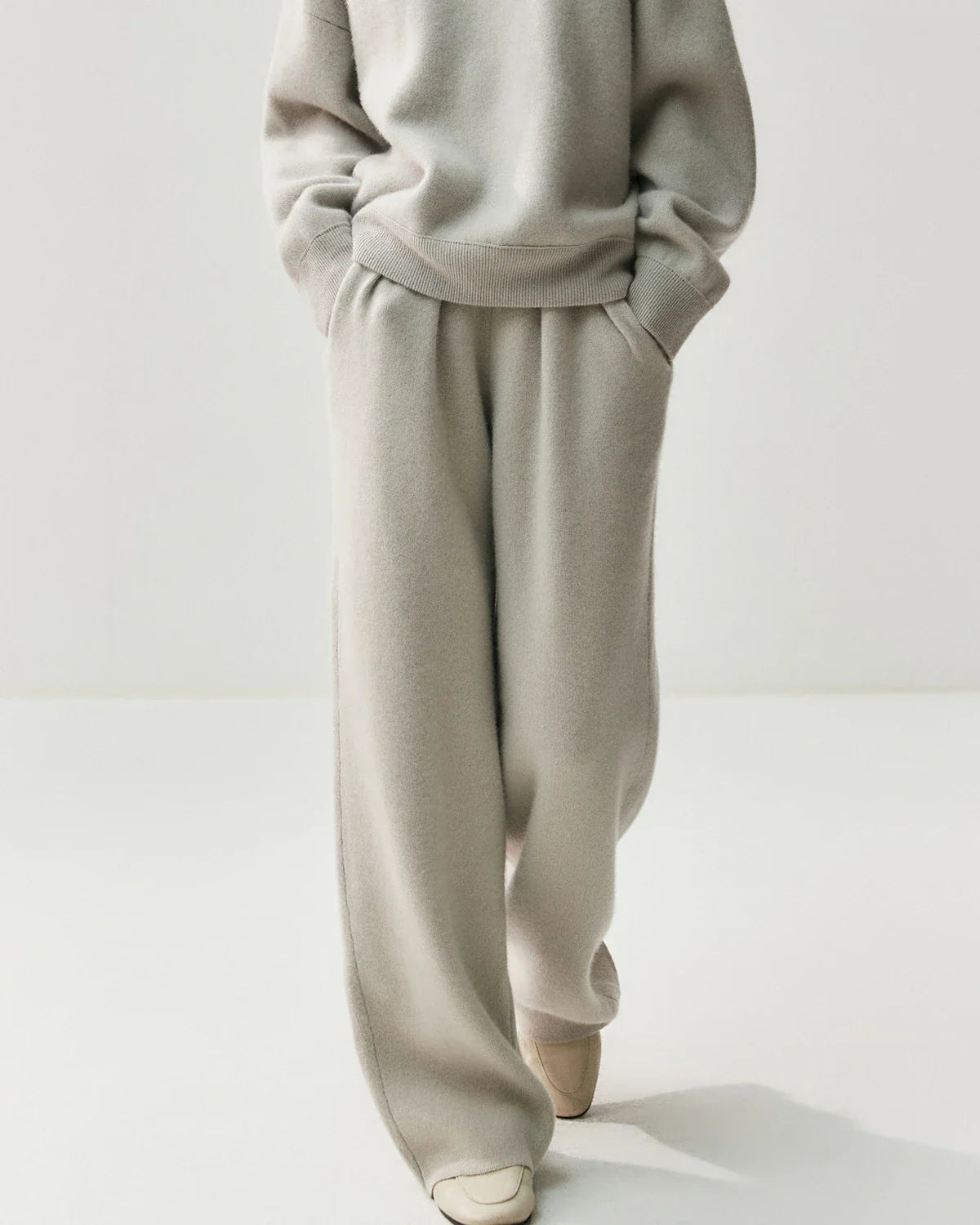 Ruched Straight-Leg Cashmere Wool Pants
