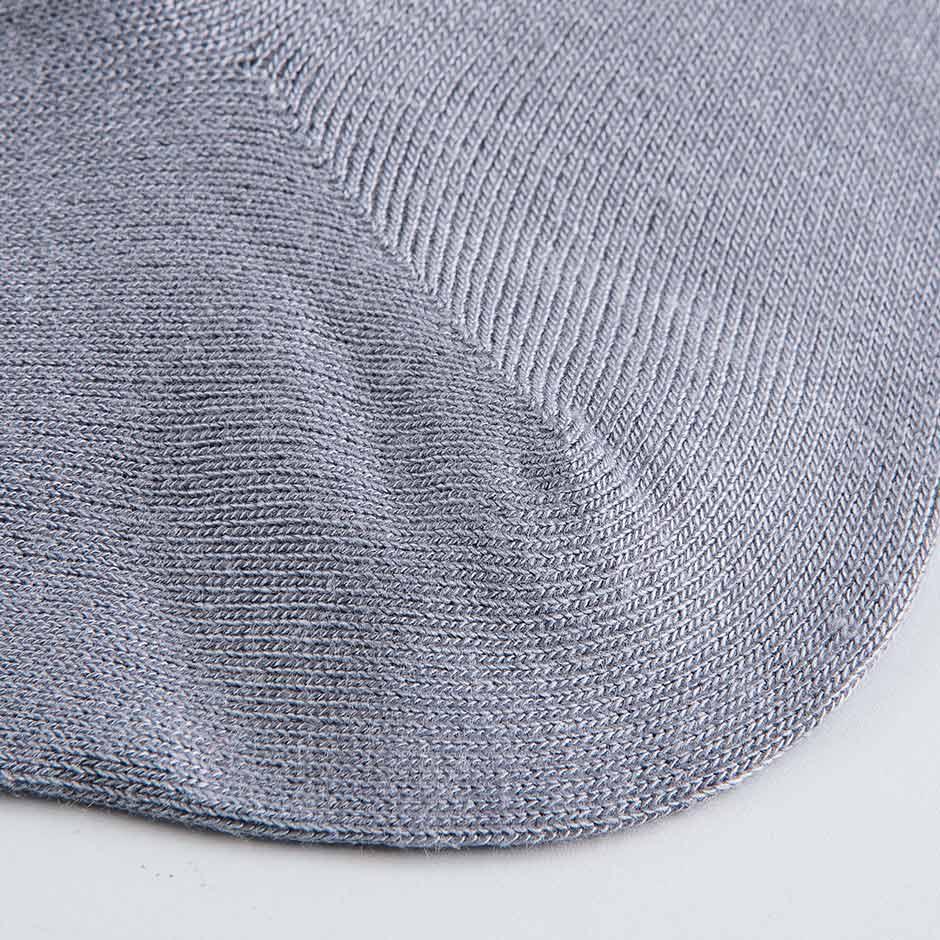 Mesh Knit Skin-friendly Men's Silk Socks